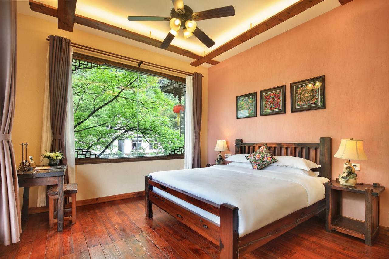 Yangshuo Mountain Nest Boutique Hotel Exterior photo